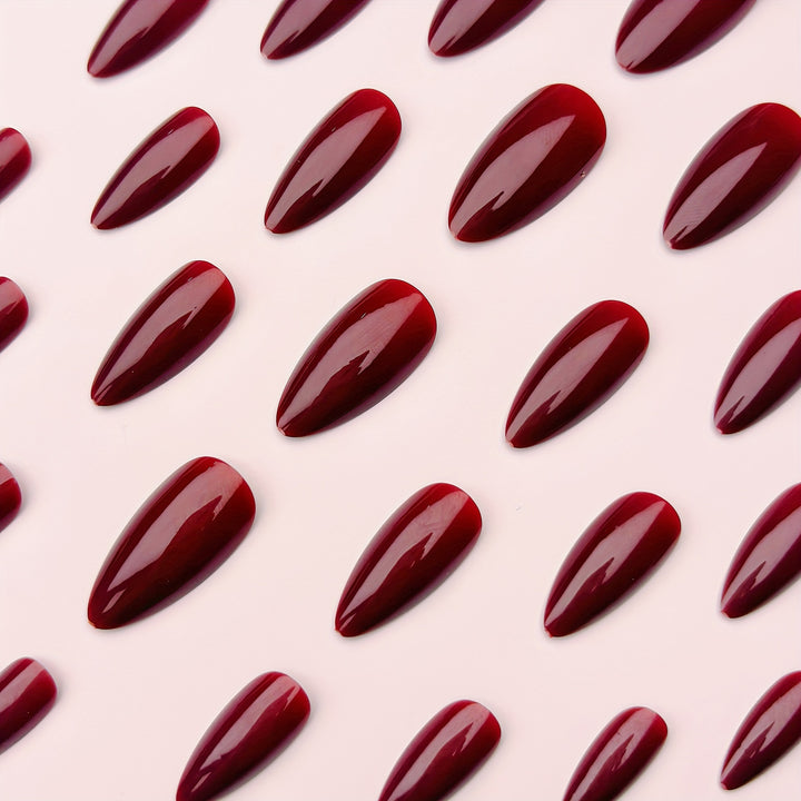 Artificial nails with shiny stiletto design Kalsten