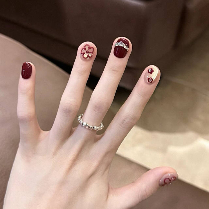 Whimsical Character-Designed Press-On Nail Art Kalsten