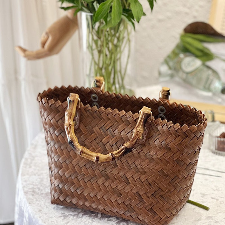 Bamboo Handle Bag Made of Braided Material Kalsten