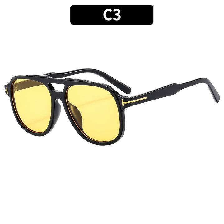 Retro-Inspired Square Frame Sunglasses