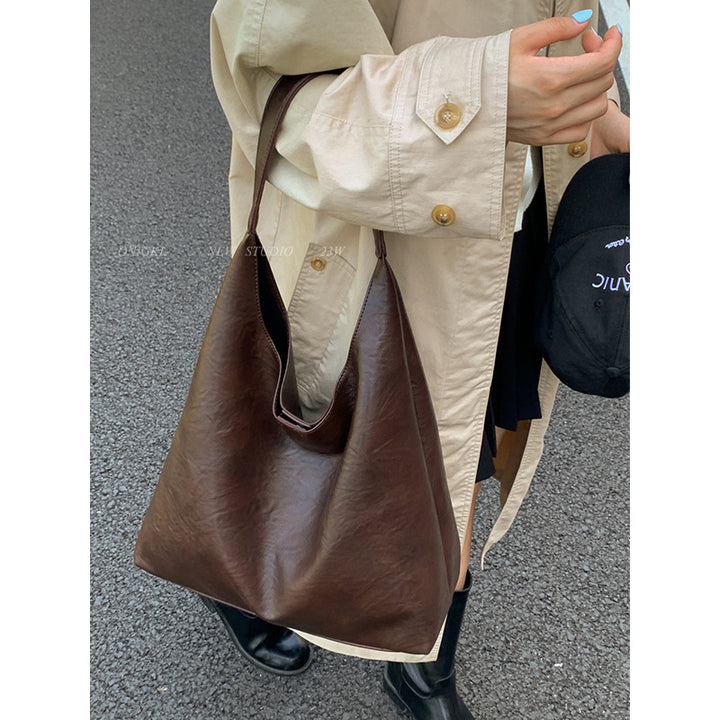 Sleek Soft Leather Hobo Bag Kalsten