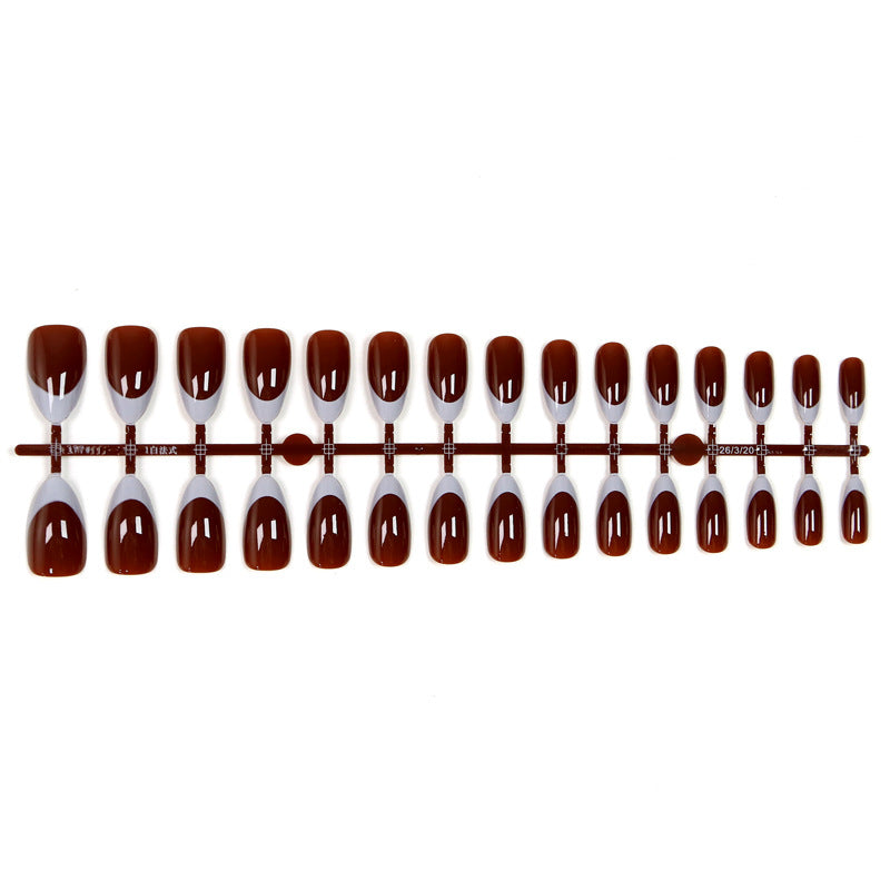 Stylish artificial nails with elegant tips Kalsten