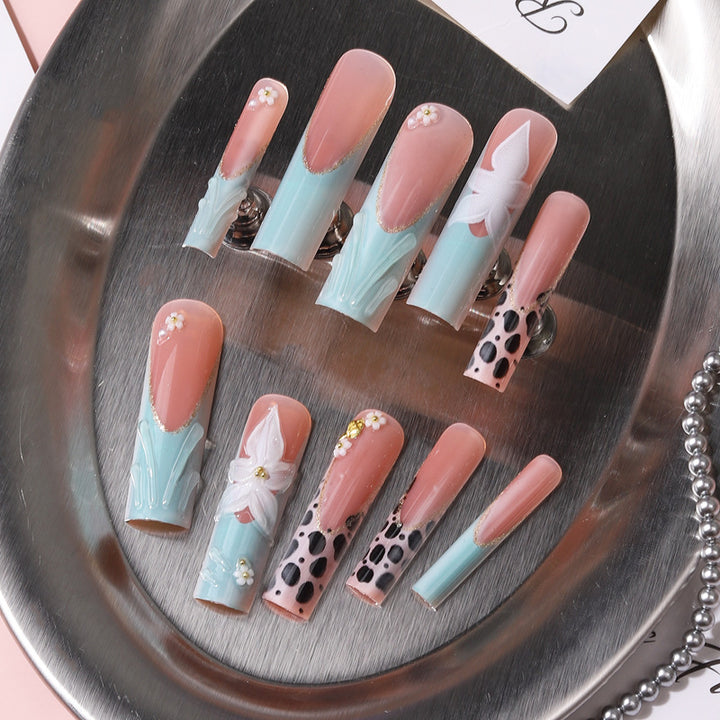 Artistic Press-On Nail Design Set Kalsten