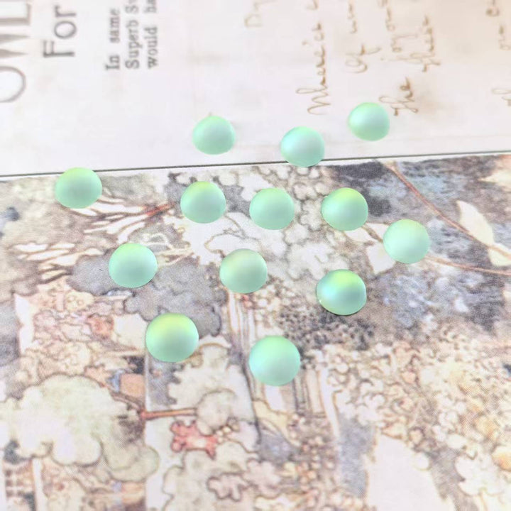 Shimmering decorative beads Kalsten