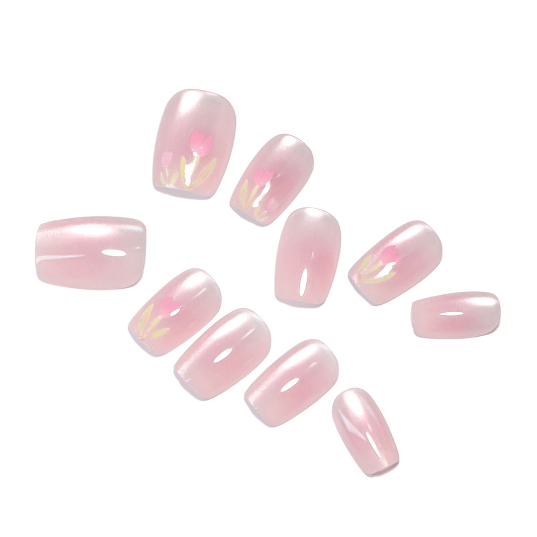 Artificial nail art with floral decorations Kalsten