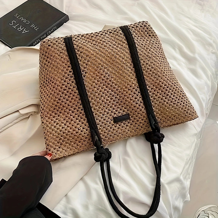 Spacious basket bag with black accents Kalsten