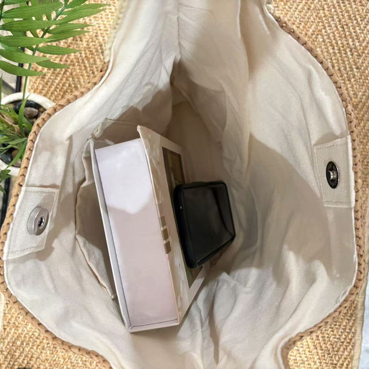 Stylish handbag made of natural weave Kalsten