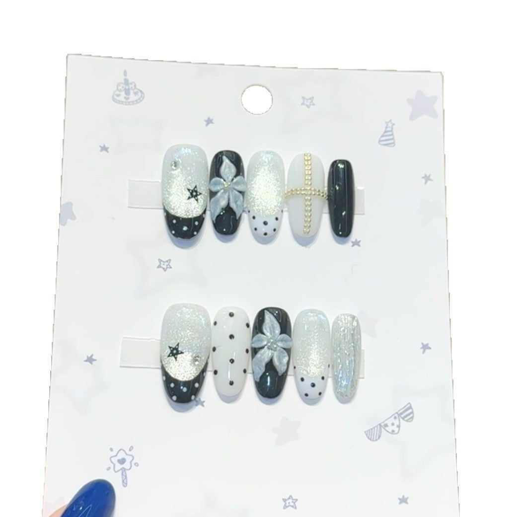 Glamorous artificial nail tips with floral accents Kalsten