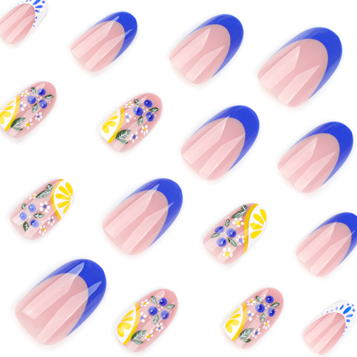 Creative Nail Art with Floral Design Kalsten