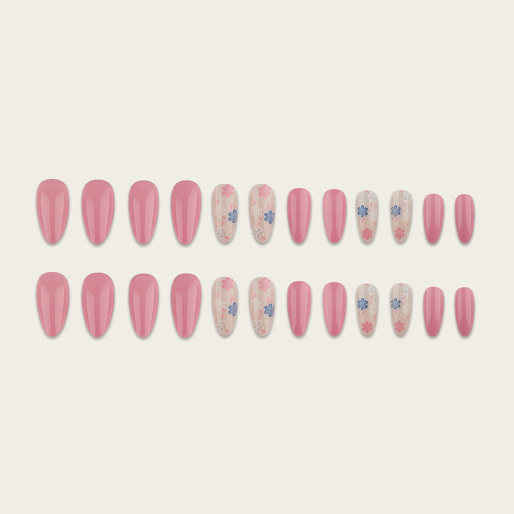 Artful Nail Extensions with Flower Pattern Kalsten