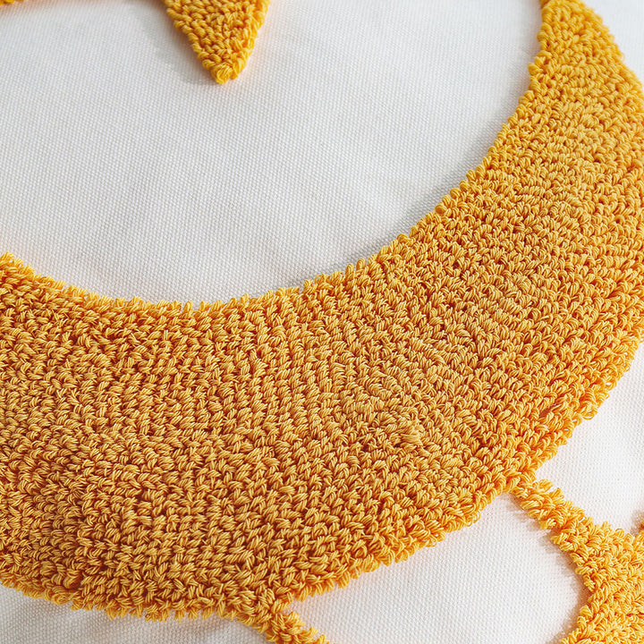 Square cushion cover with relief moon-and-star tufting made of chenille Kalsten