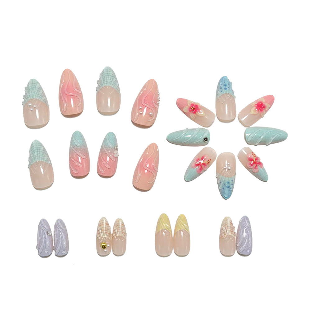 Nail Art in Creative Maritime Design Kalsten