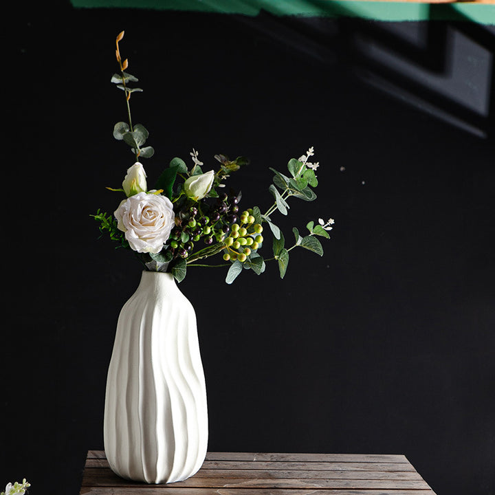 Decorative ceramic vase Kalsten