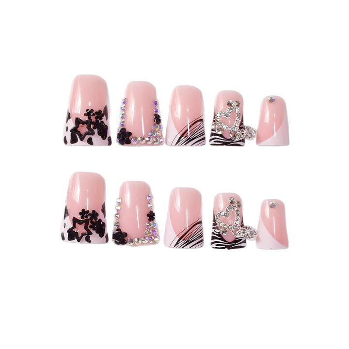 Elegant Nail Art Kalsten