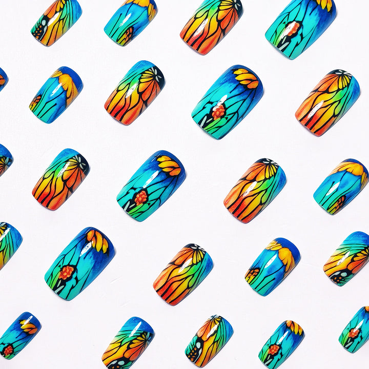 Artificial nails with floral design and bright colors Kalsten