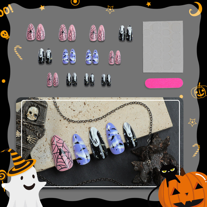 Halloween-Themed Nail Art Kalsten
