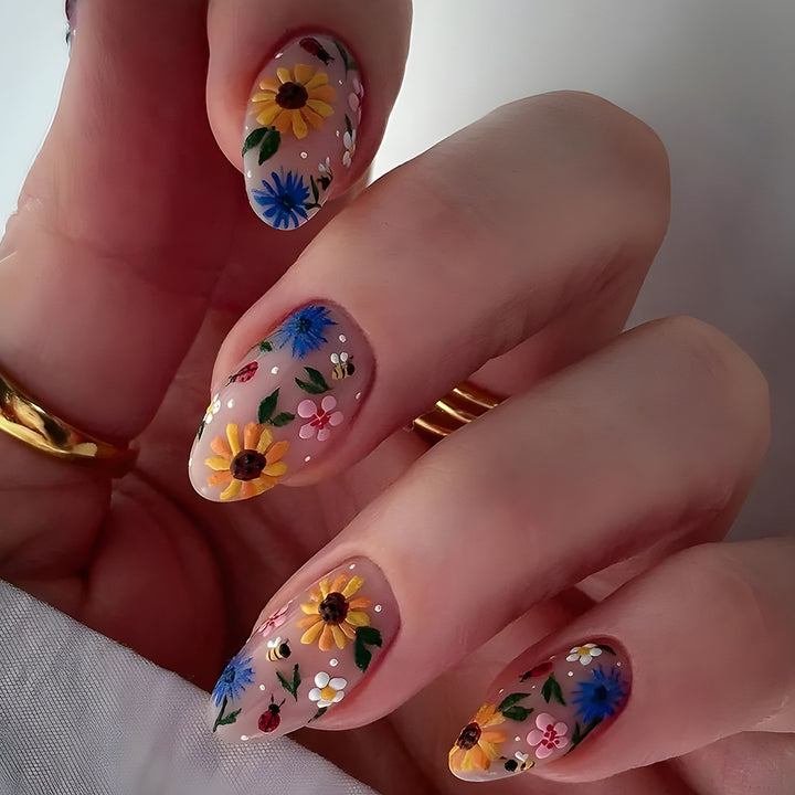 Floral Embellished Press-On Nail Art Set Kalsten