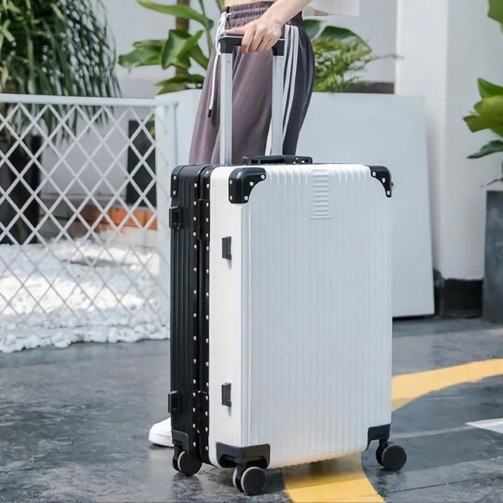 Premium Dual-Compartment Travel Luggage Kalsten