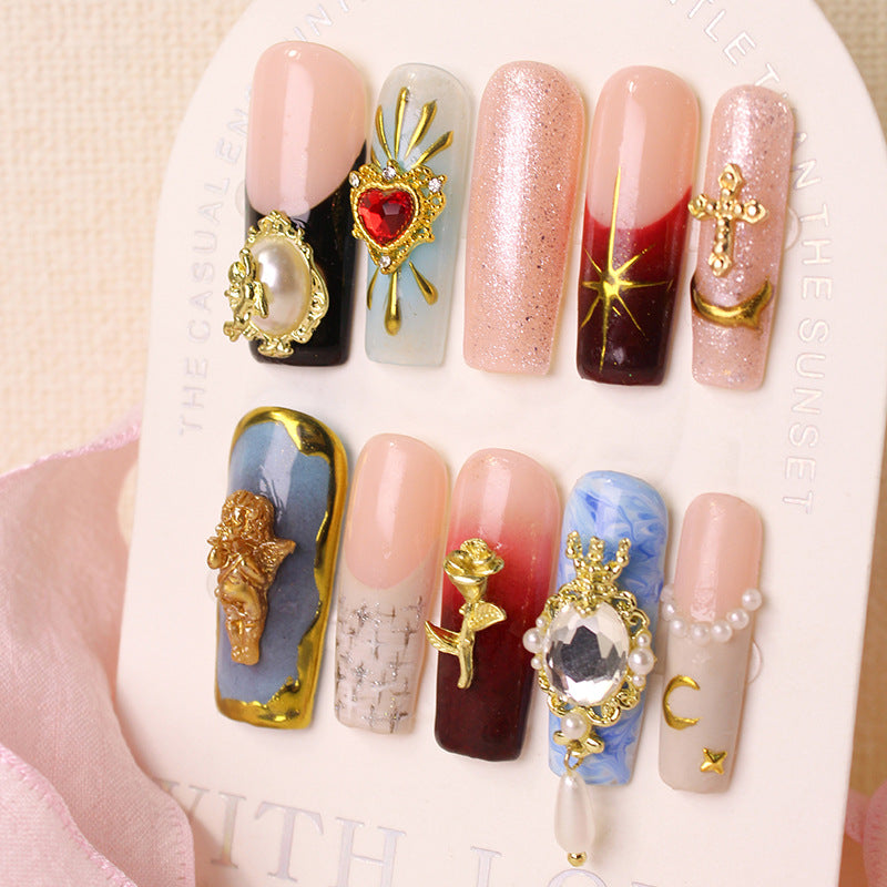 Artificial nail set with artistic decorations and glamorous details Kalsten