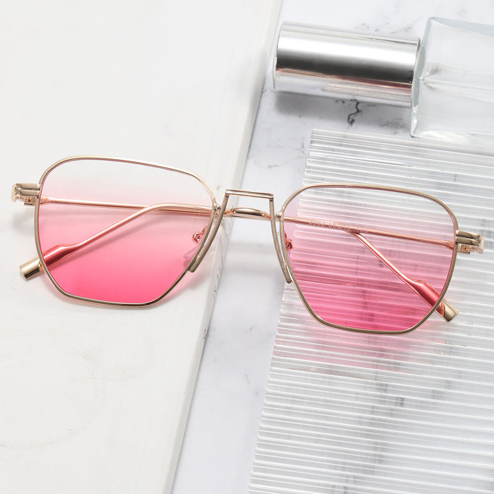 Women’s fashionable square glasses with minimalist frame structure Kalsten