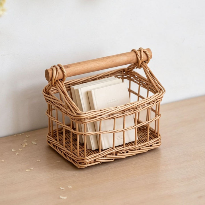 Handcrafted storage basket with wooden handle Kalsten