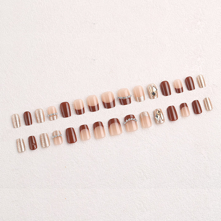 Nail set with Sparkling Crystal and Glitter Accents Kalsten