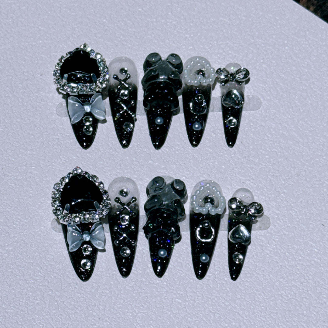 Glamorous Nail Art Extensions