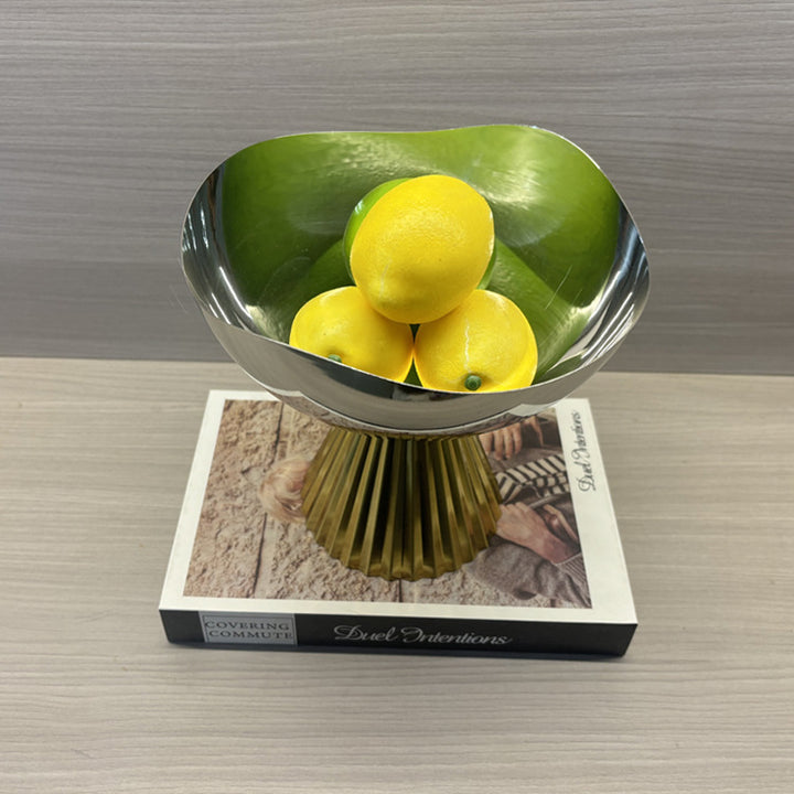 Elegant Metallic Centerpiece