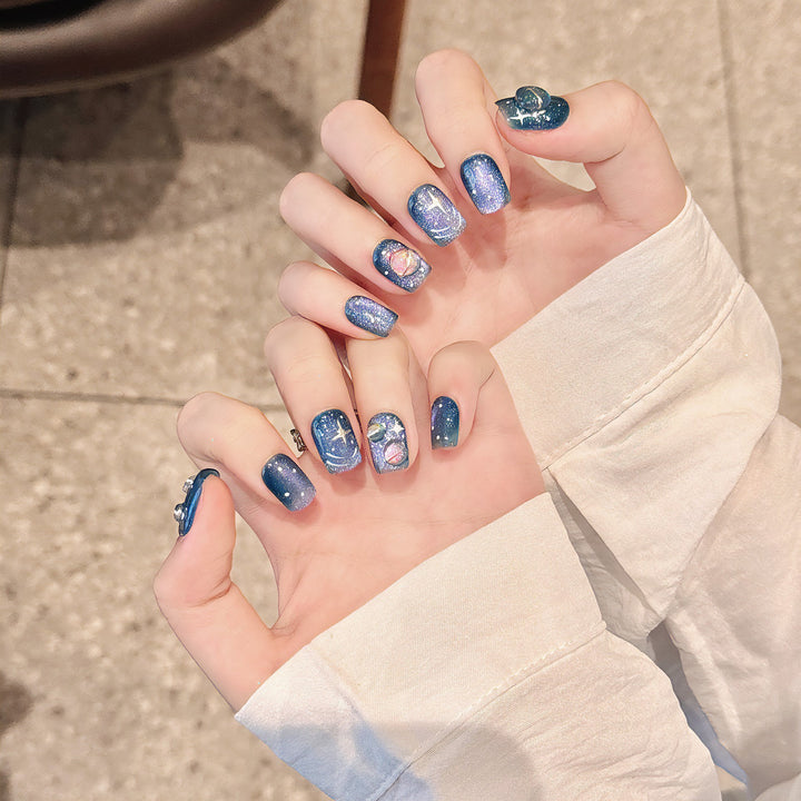 Cosmic Galaxy-Themed Press-On Nail Art Set
