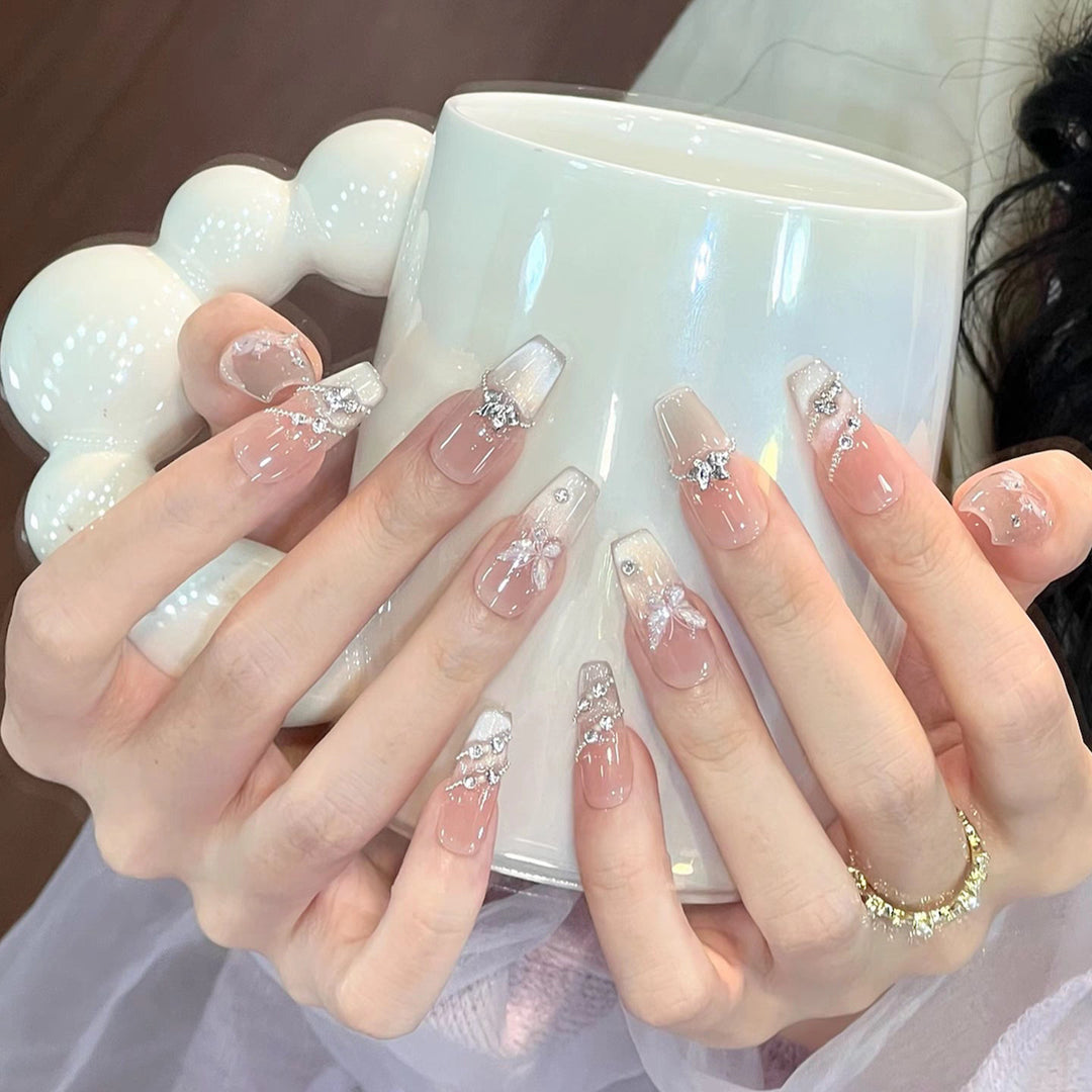 Artistic Press-On Nail Art Set with Decorative Floral and Gemstone Accents Kalsten