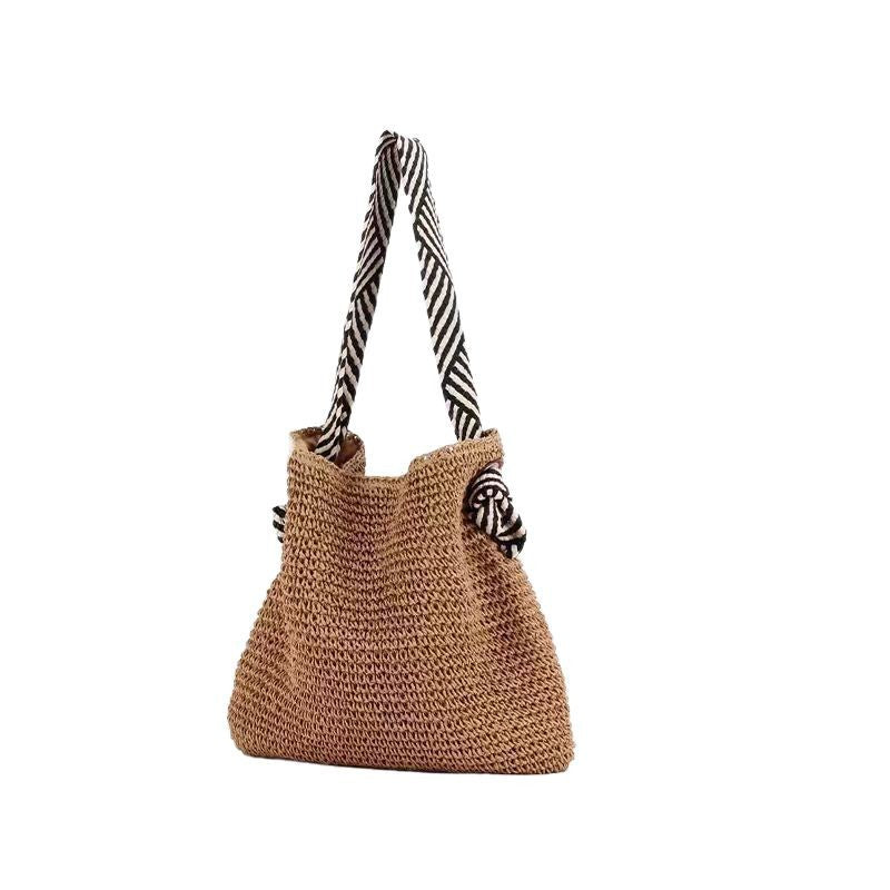 Straw Shopper Bag with Modern Design Kalsten