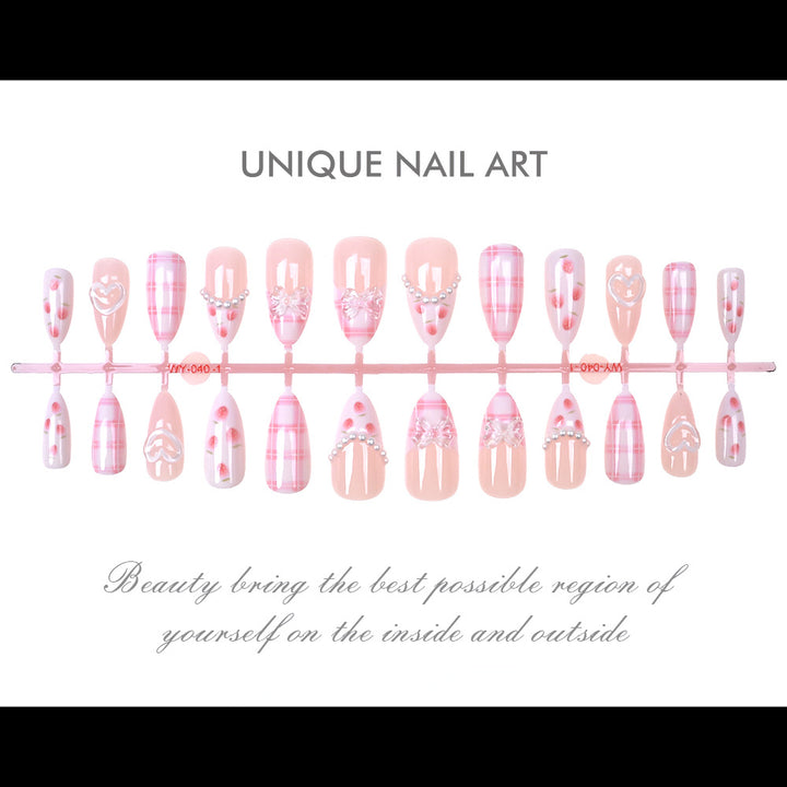 Elegant Press-On Nail Art Kalsten