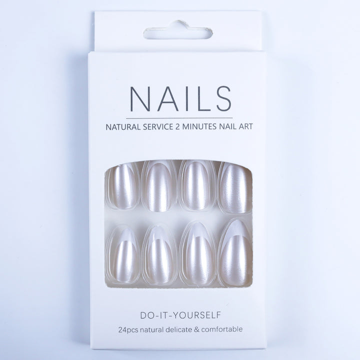 Artificial nails in elegant French tip design Kalsten