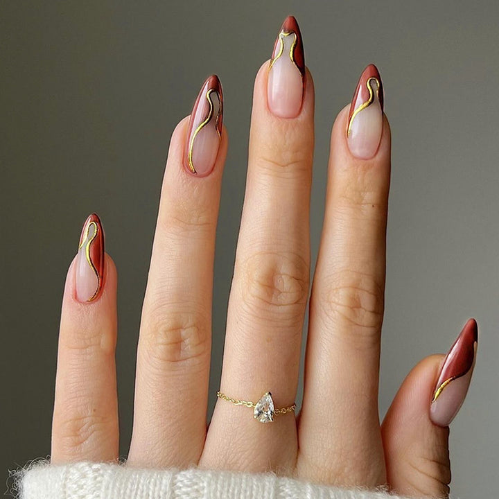 Artistic Nail Art Set with Elegant Swirl Design kalsten