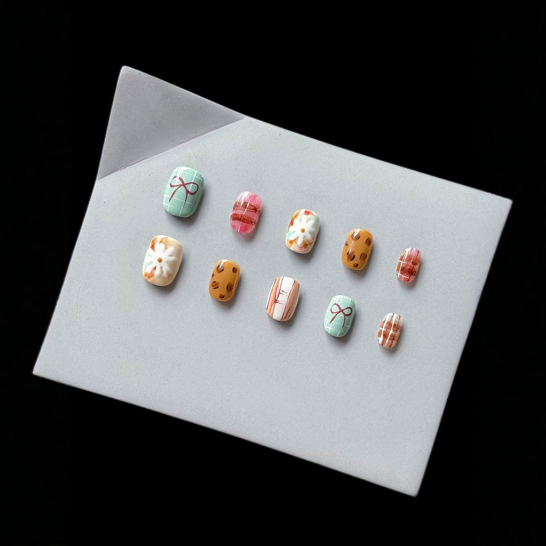 Artistic Nail Art Tips