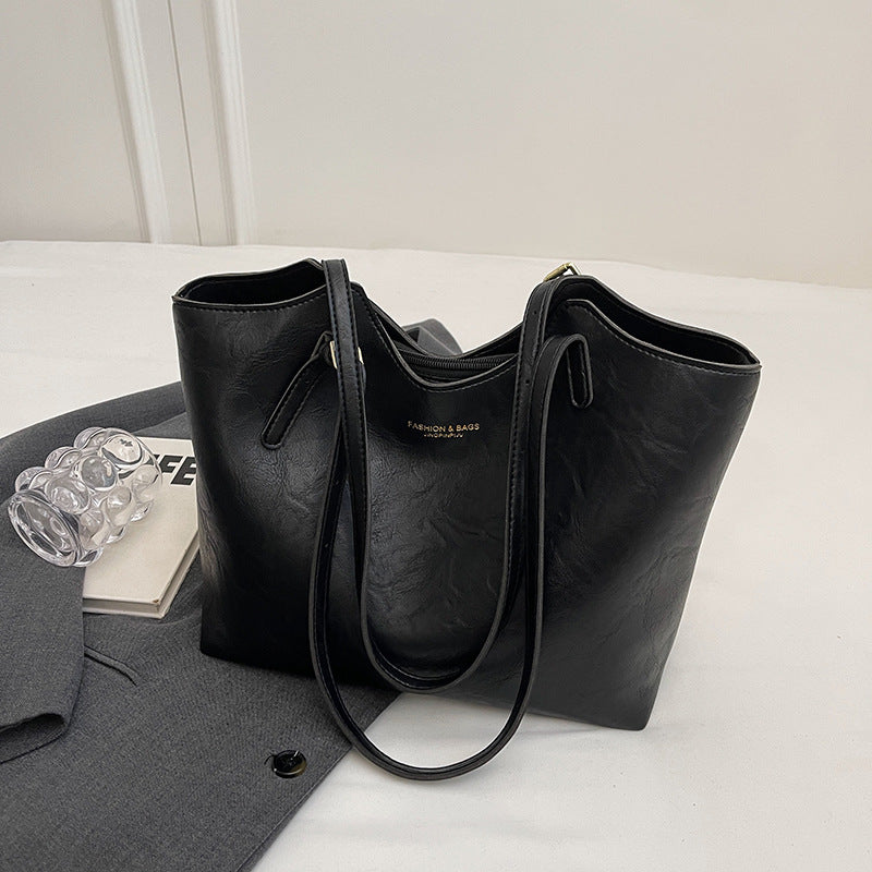 Luxe Leather Tote Kalsten