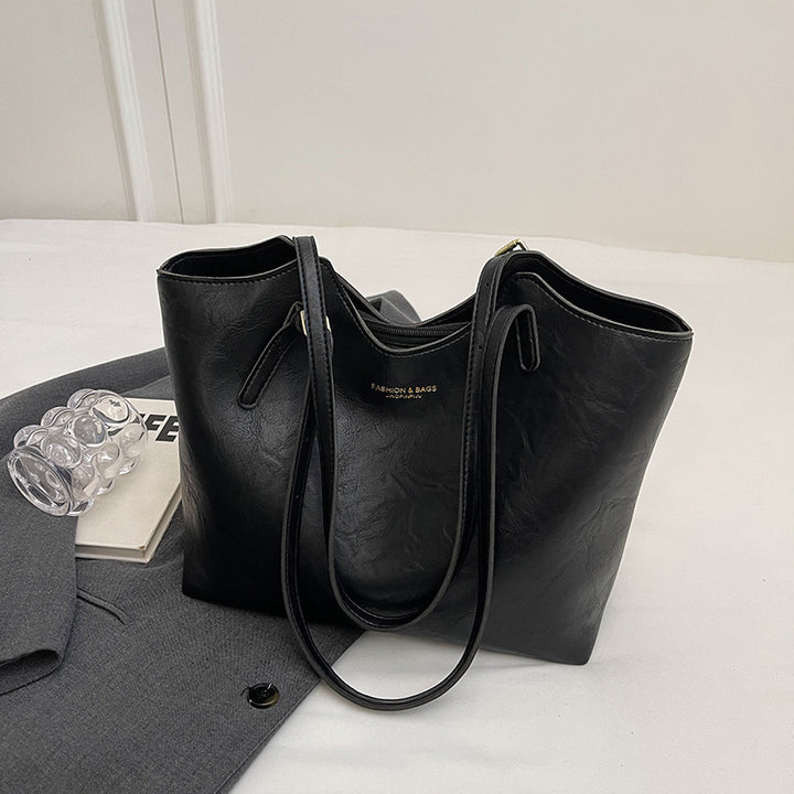 Luxe Leather Tote Kalsten