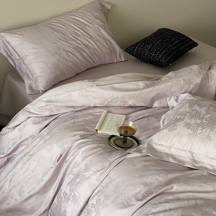 Luxurious bedding set made of jacquard satin with floral relief pattern