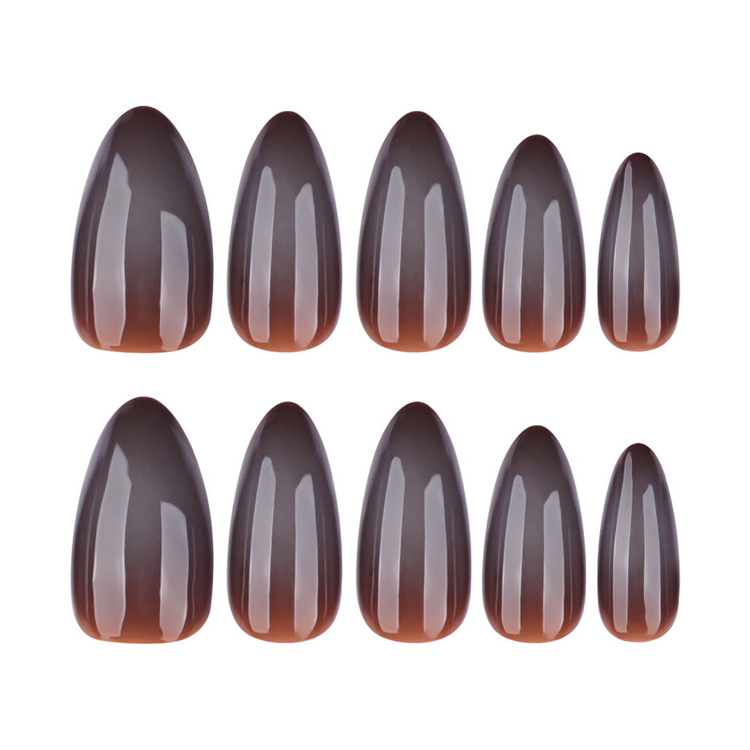 Artful nail extensions in elegant banana design Kalsten
