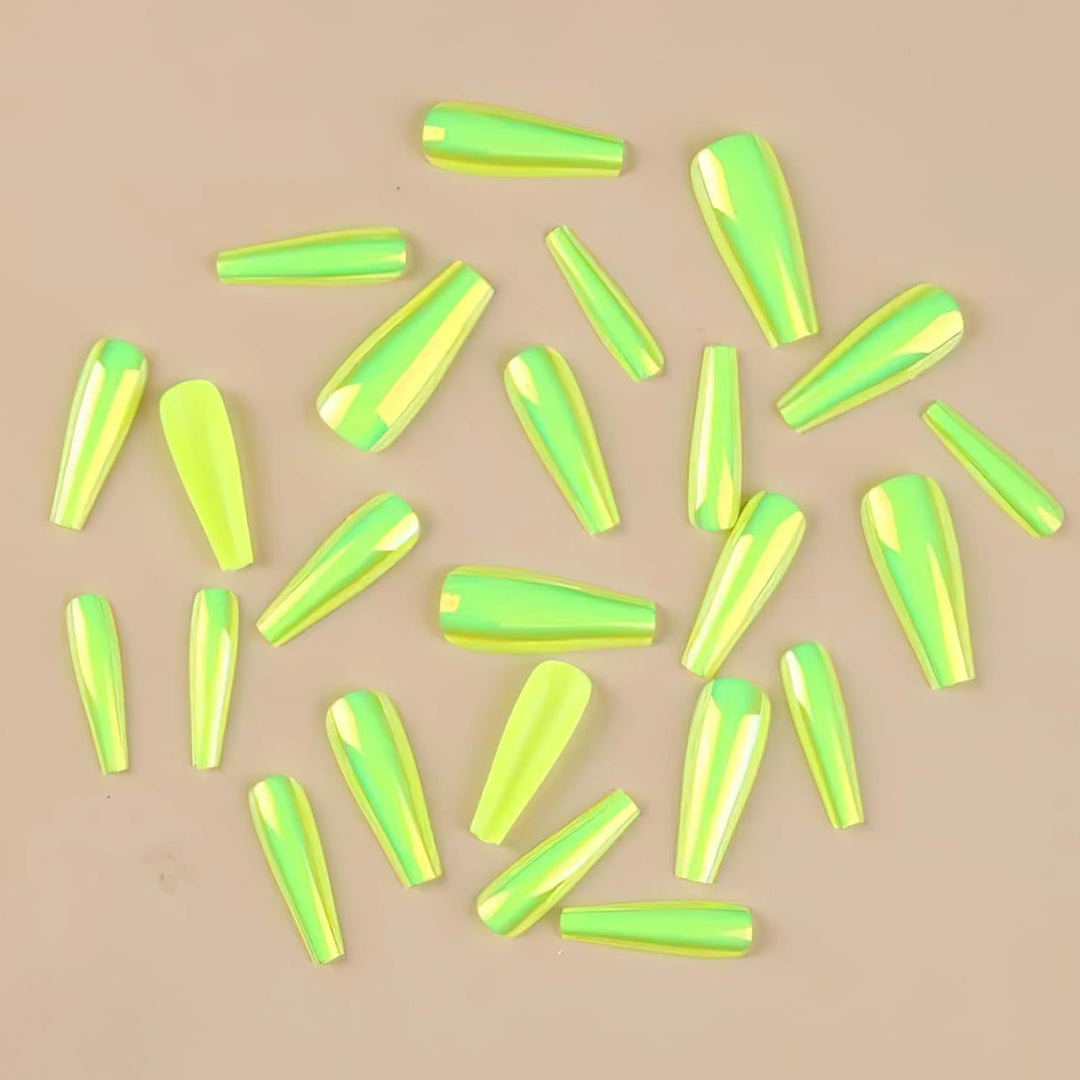 Glossy Artificial Nails Set Kalsten