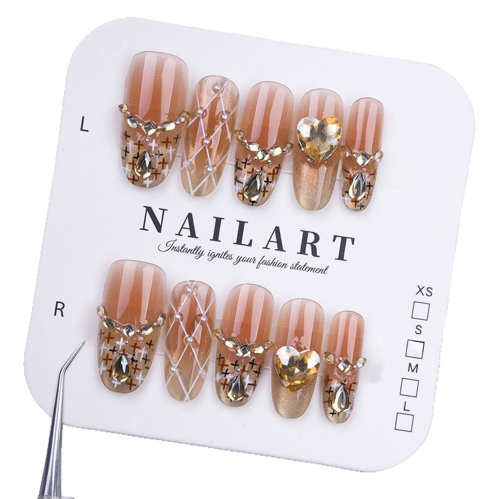 Artificial nails with glitter and heart accents Kalsten