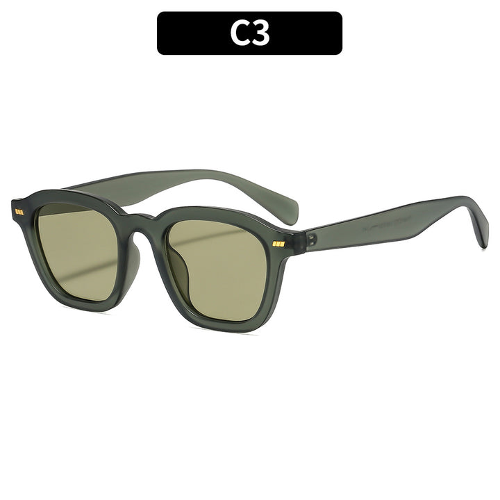 Fashion-Forward Geometric Sunglasses