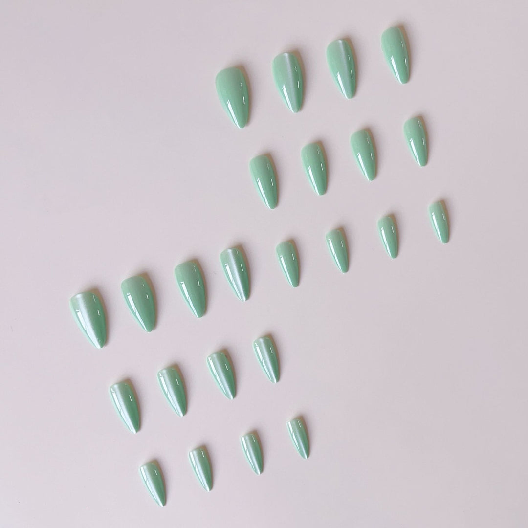 Acrylic nail set with sparkling glitter and elegant design Kalsten