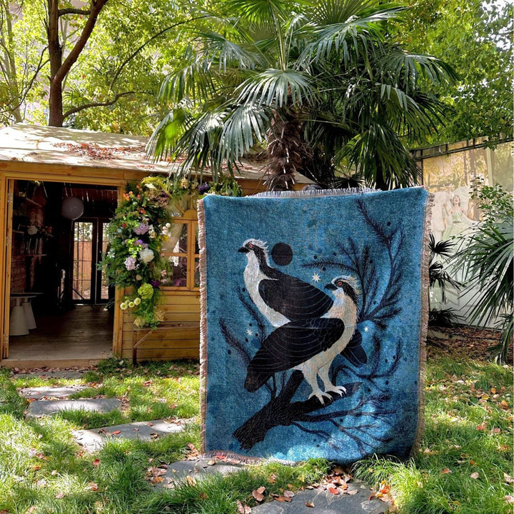 Artistic Nature-Inspired Throw Blanket