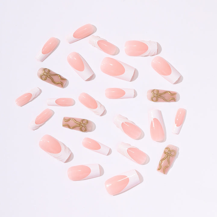Artificial nail set with luxurious golden accents and elegant design Kalsten