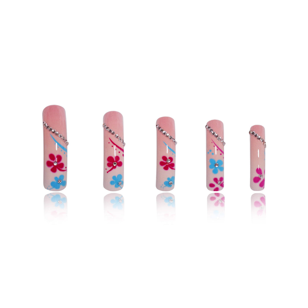 Artfully Designed Floral Press-On Nails Kalsten