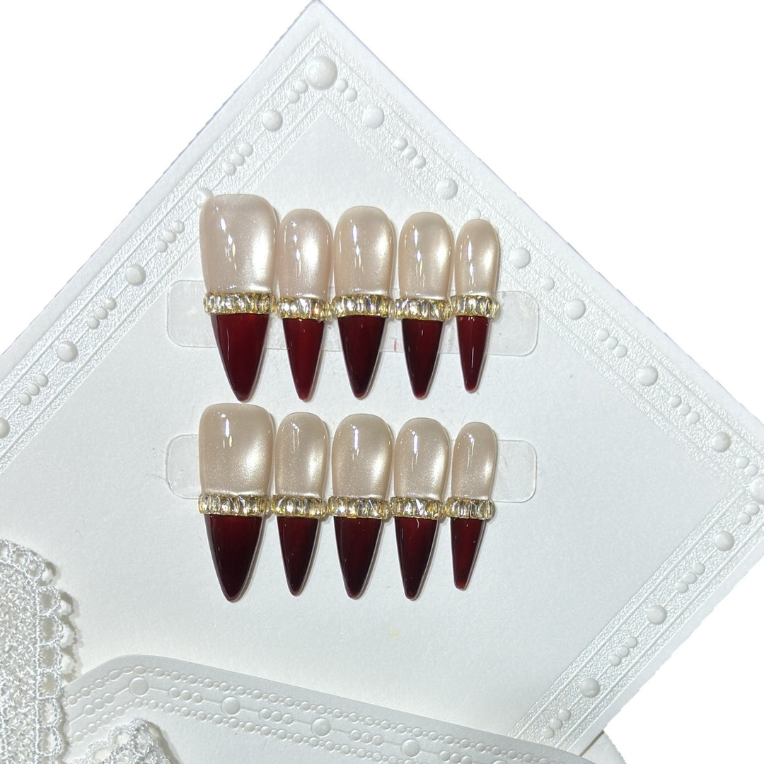 Glamorous Stiletto Press-On Nail Art Set with Gold Accents Kalsten