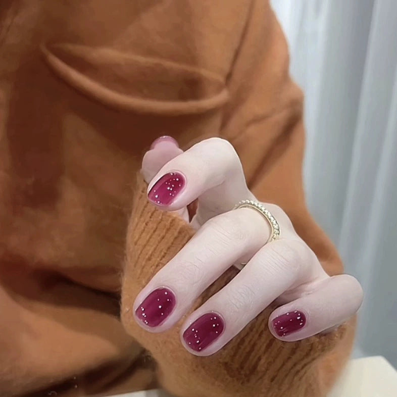 Stylish Press-On Nail Set with Elegant Accents Kalsten