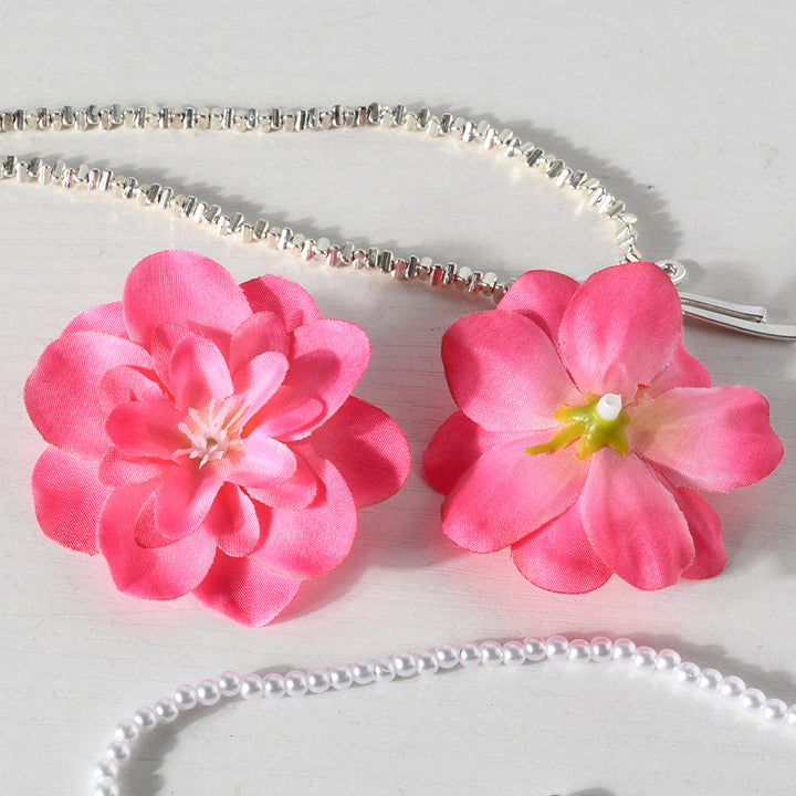 Elegant Floral Hair Clips