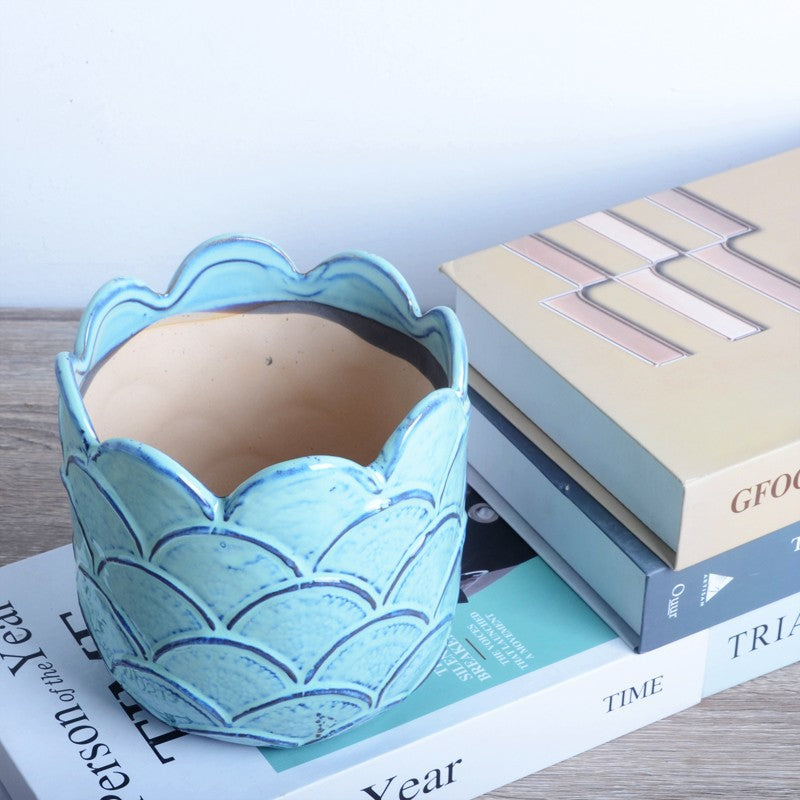Decorative ceramic pot with sculptural design Kalsten